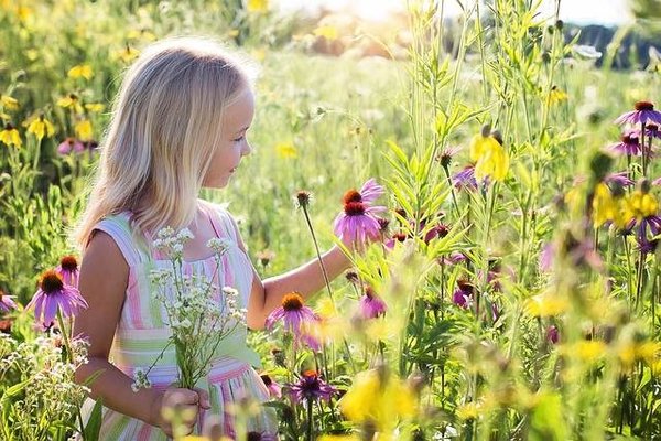 Comment sensibiliser les enfants à l'environnement à travers des actions écologiques au quotidien ?
